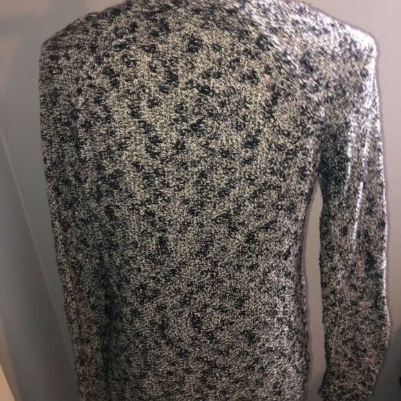 Black & Gray Sweater-EUC-Small - Picture 2 of 2